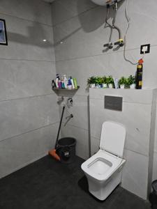 Image of 1800 Sq.ft 4 BHK Builder Floor for sale in Model Town, New Delhi for Rs. 25900000