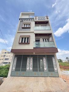 5 BHK Independent House