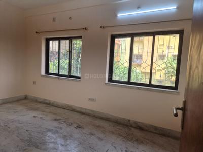Bedroom Image of 900 Sq.ft 2 BHK Independent House for rent in Kasba Kolkata for Rs. 19000