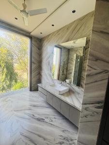 Bedroom Image of 43560 Sq.ft 6 BHK Farm House for sale in DLF Farms New Delhi for Rs. 550000000