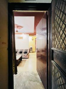 Main Entrance Image of 650 Sq.ft 2 BHK Builder Floor for sale in Arjun Nagar New Delhi for Rs. 7000000