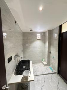 Bathroom Image of 2200 Sq.ft 6 BHK Independent House for sale in Mahmoorganj Varanasi for Rs. 15000000