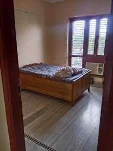 Bedroom Image of 1700 Sq.ft 3 BHK Builder Floor for rent in Sector 21 Gurgaon for Rs. 43000
