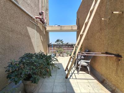 Balcony Image of 3100 Sq.ft 4 BHK Penthouse for sale in Ratnaakar Atelier, Jodhpur Ahmedabad for Rs. 32500000