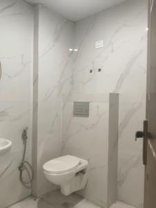 Common Bathroom Image of 1050 Sq.ft 2 BHK Apartment / Flat for sale in Vihaan Green Heaven, Noida Extension Greater Noida for Rs. 4599999