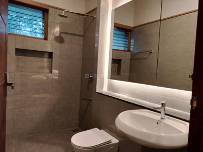 Bathroom Image of 3150 Sq.ft 4 BHK Independent House for sale in Pukkattupady Kochi for Rs. 17000000