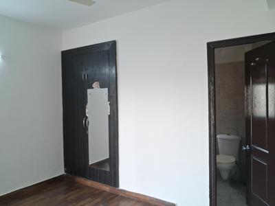 Bedroom Image of 925 Sq.ft 2 BHK Apartment / Flat for sale in Paras Tierea, Sector 137 Noida for Rs. 8000000