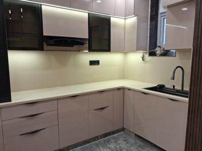Kitchen Image of 1250 Sq.ft 3 BHK Apartment / Flat for sale in Vikaspuri New Delhi for Rs. 23100000