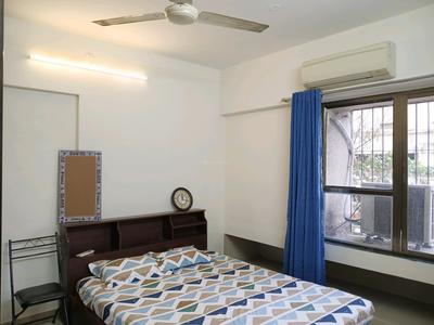 Bedroom Image of 729 Sq.ft 1 BHK Apartment / Flat for rent in Nagpada Mumbai for Rs. 55000