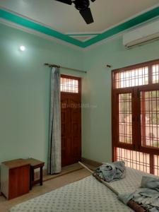 Bedroom Image of 3500 Sq.ft 3 BHK Builder Floor for rent in Gomti Nagar Lucknow for Rs. 45000