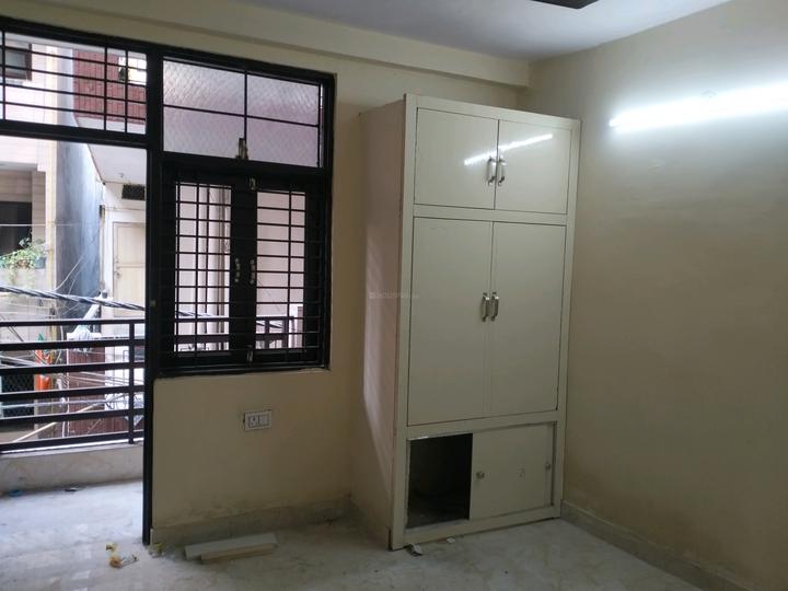 Samaspur Village, Patparganj Bedroom 1