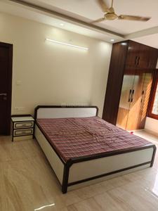 Bedroom Image of 2200 Sq.ft 2 BHK Apartment / Flat for rent in DDA Ganga Apartment , Vasant Kunj New Delhi for Rs. 70000