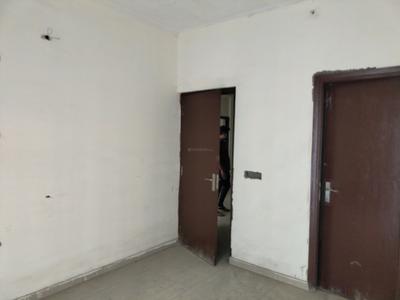 Bedroom Image of 2135 Sq.ft 4 BHK Apartment / Flat for sale in Amrapali Verona Heights, Noida Extension Greater Noida for Rs. 15400000