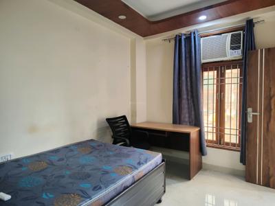 Bedroom Image of 600 Sq.ft 1 BHK Apartment / Flat for rent in Said-Ul-Ajaib New Delhi for Rs. 17000