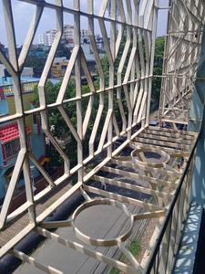 Balcony Image of 1050 Sq.ft 2 BHK Apartment / Flat for rent in Patuli Kolkata for Rs. 17000