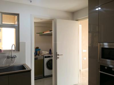 Kitchen Image of 1850 Sq.ft 3 BHK Apartment / Flat for sale in Hiranandani Estate Thane for Rs. 38500000