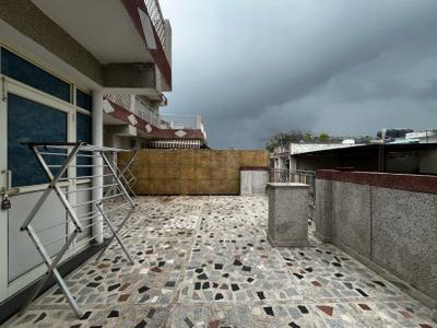 Terrace Image of 8000 Sq.ft 12 BHK Builder Floor for sale in Jamia Nagar New Delhi for Rs. 132500000