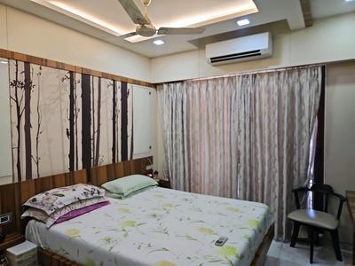 Bedroom Image of 2500 Sq.ft 3 BHK Apartment / Flat for sale in National Kamal Kunj, Matunga East Mumbai for Rs. 80000000
