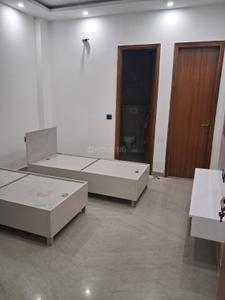 Bedroom Image of 1800 Sq.ft 4 BHK Builder Floor for rent in Mukherjee Nagar New Delhi for Rs. 55000