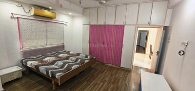 Bedroom Image of 1450 Sq.ft 3 BHK Apartment / Flat for rent in Alkapuri Vadodara for Rs. 45000