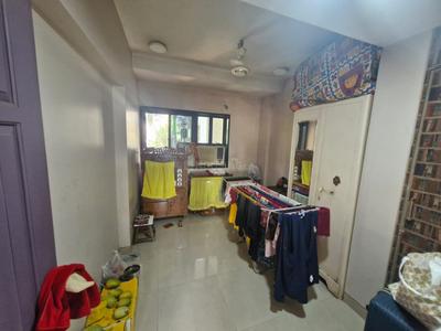 Bedroom Image of 1250 Sq.ft 3 BHK Apartment / Flat for rent in Neelkanth Valley, Ghatkopar East Mumbai for Rs. 115000