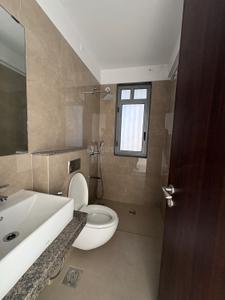 Image of 790 Sq.ft 2 BHK Apartment / Flat for sale in Sunteck City 4th Avenue, Goregaon West, Mumbai for Rs. 24500000