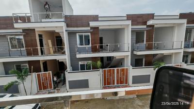 Balcony Image of 1750 Sq.ft 3 BHK Duplex for sale in Dharni Defence Paradise, Amausi Lucknow for Rs. 7350000