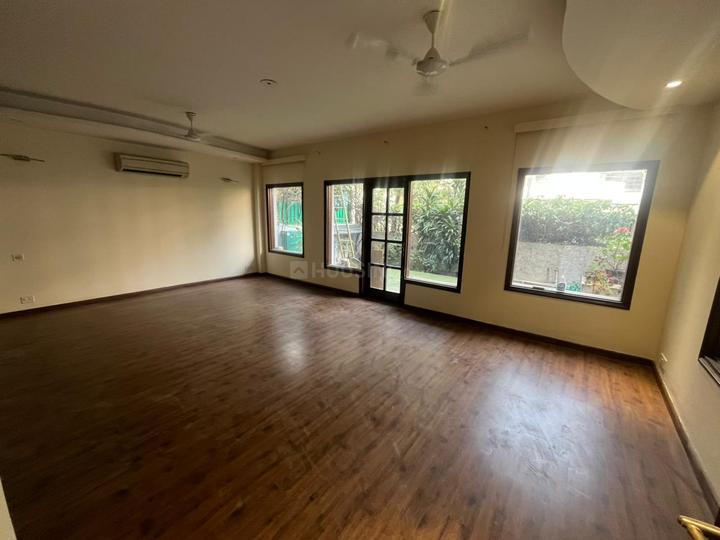 DLF PHASE 1 Bedroom 1