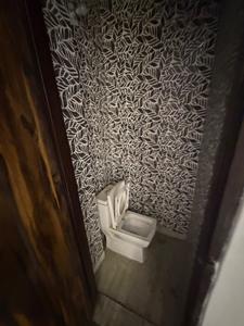 Bathroom Image of 700 Sq.ft 2 BHK Builder Floor for rent in Uttam Nagar New Delhi for Rs. 12500