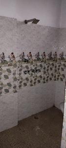 Bathroom Image of 400 Sq.ft 2 BHK Apartment / Flat for rent in Govindpuram Ghaziabad for Rs. 15000