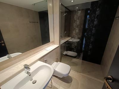 Bathroom Image of 2950 Sq.ft 3.5 BHK Apartment / Flat for sale in Panchshil Towers, Kharadi Pune for Rs. 46000000