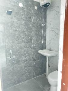 Bathroom Image of 250 Sq.ft 1 RK Independent House for rent in Financial District Hyderabad for Rs. 22000