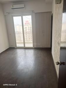 Bedroom Image of 1250 Sq.ft 2 BHK Apartment / Flat for sale in Mahagun Moderne, Sector 78 Noida for Rs. 16900000