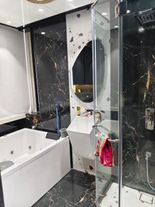 Image of 1450 Sq.ft 3 BHK Apartment / Flat for sale in Monte South, Byculla, Mumbai for Rs. 75000000