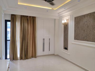 Bedroom Image of 2700 Sq.ft 3 BHK Builder Floor for rent in Sushant Lok Phase 1 Gurgaon for Rs. 140000