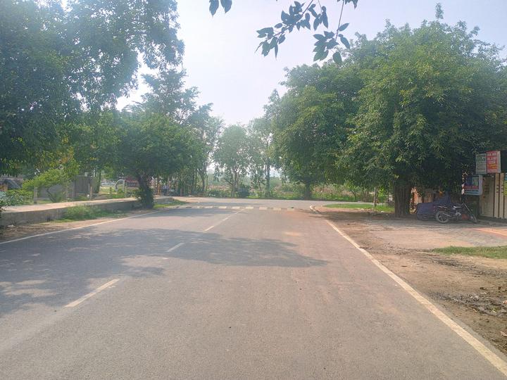 Phi III Greater Noida Main Image 1