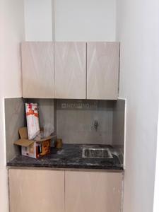 Kitchen Image of 450 Sq.ft 1 RK Studio for rent in L I G Colony Indore for Rs. 13599
