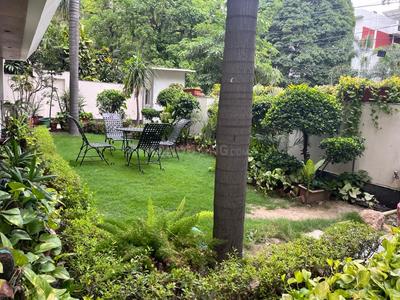 Image of 4200 Sq.ft 4 BHK Builder Floor for sale in Maharani Bagh, New Delhi for Rs. 227500000