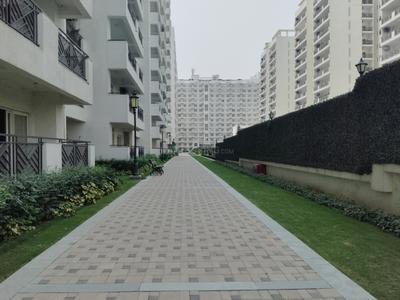 Image of 2100 Sq.ft 3 BHK Apartment / Flat for sale in Central Park Aqua Front Towers, Sector 33, Sohna for Rs. 27000000