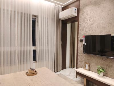 Bedroom Image of 500 Sq.ft 1 BHK Apartment / Flat for sale in Emerald Dotom Isle, Kandivali West Mumbai for Rs. 8880000