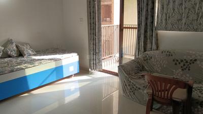 Living Room Image of 1330 Sq.ft 3 BHK Apartment / Flat for sale in Sun South Park, South Bopal Ahmedabad for Rs. 6600000