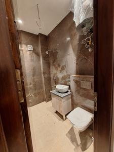 Bathroom Image of 1620 Sq.ft 3 BHK Builder Floor for sale in Preet Vihar New Delhi for Rs. 35000000