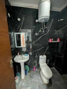 Bathroom Image of 810 Sq.ft 2 BHK Apartment / Flat for sale in Chandan Hola New Delhi for Rs. 4800000
