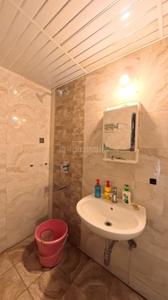 Bathroom Image of 750 Sq.ft 3 BHK Apartment / Flat for rent in NYK Metro Urbano, GB Palya Bengaluru for Rs. 60000