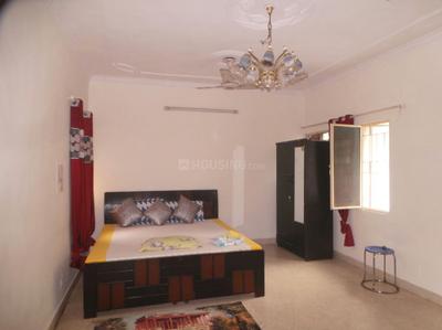 Bedroom Image of 2100 Sq.ft 4 BHK Apartment / Flat for sale in Sunlight Colony New Delhi for Rs. 26000000