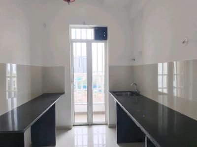 Kitchen Image of 1200 Sq.ft 3 BHK Apartment / Flat for rent in Runwal The Central Park, Chinchwad Pune for Rs. 48000