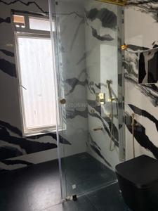 Bathroom Image of 4200 Sq.ft 4.5 BHK Apartment / Flat for sale in Raunak Viraj Tower, Thane West Thane for Rs. 120000000
