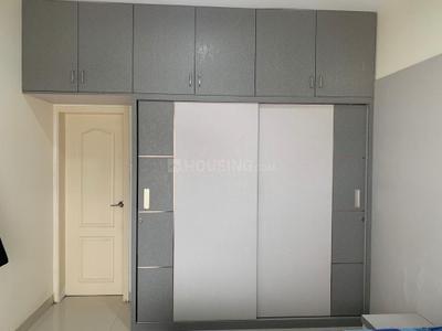 Bedroom Image of 1200 Sq.ft 2 BHK Apartment / Flat for rent in Kumar Picasso, Hadapsar Pune for Rs. 45000