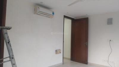 Bedroom Image of 3400 Sq.ft 4 BHK Builder Floor for rent in Safdarjung Development Area New Delhi for Rs. 250000