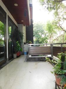 Balcony Image of 2000 Sq.ft 3 BHK Builder Floor for sale in Safdarjung Enclave New Delhi for Rs. 50000000